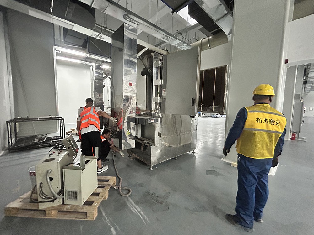 实验室设备搬运