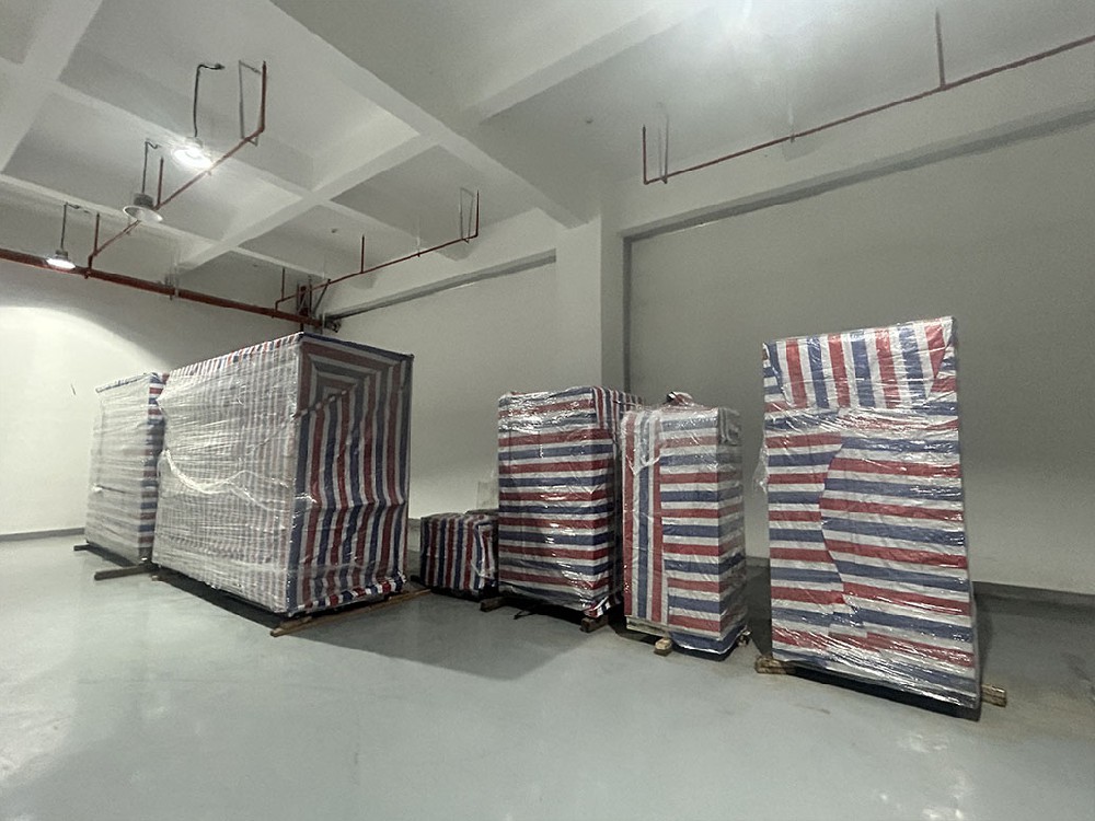 实验室设备搬运